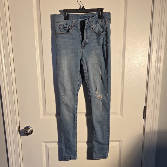 Seven Highrise Light Blue Skinny Jeans - Picture 1 of 11